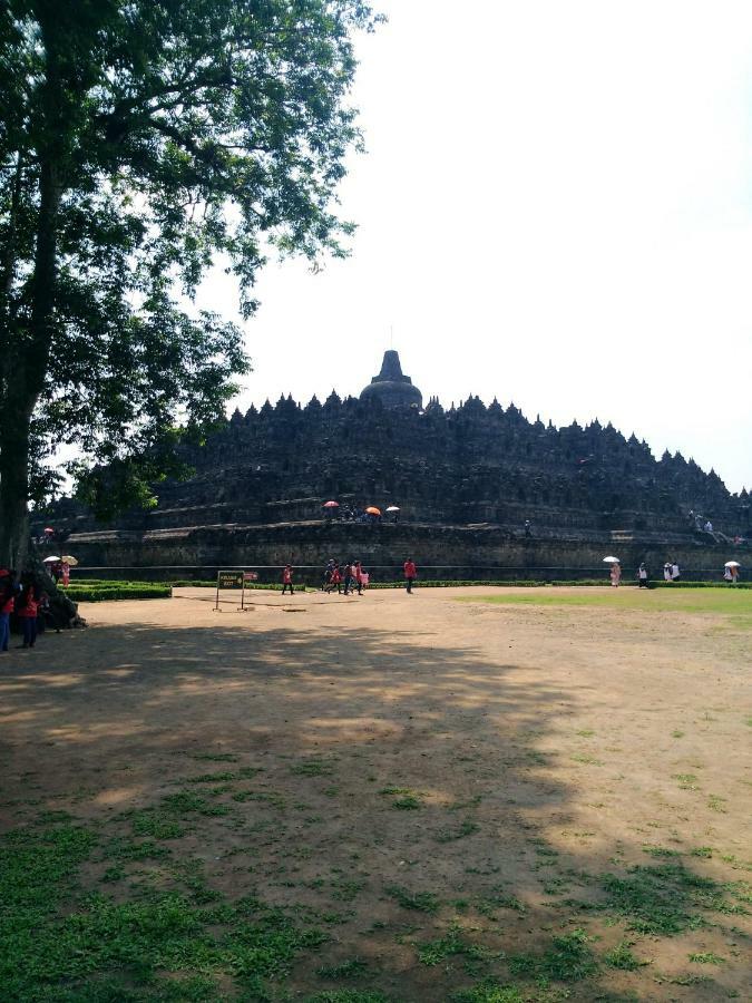 Genthong Homestay Magelang Eksteriør billede