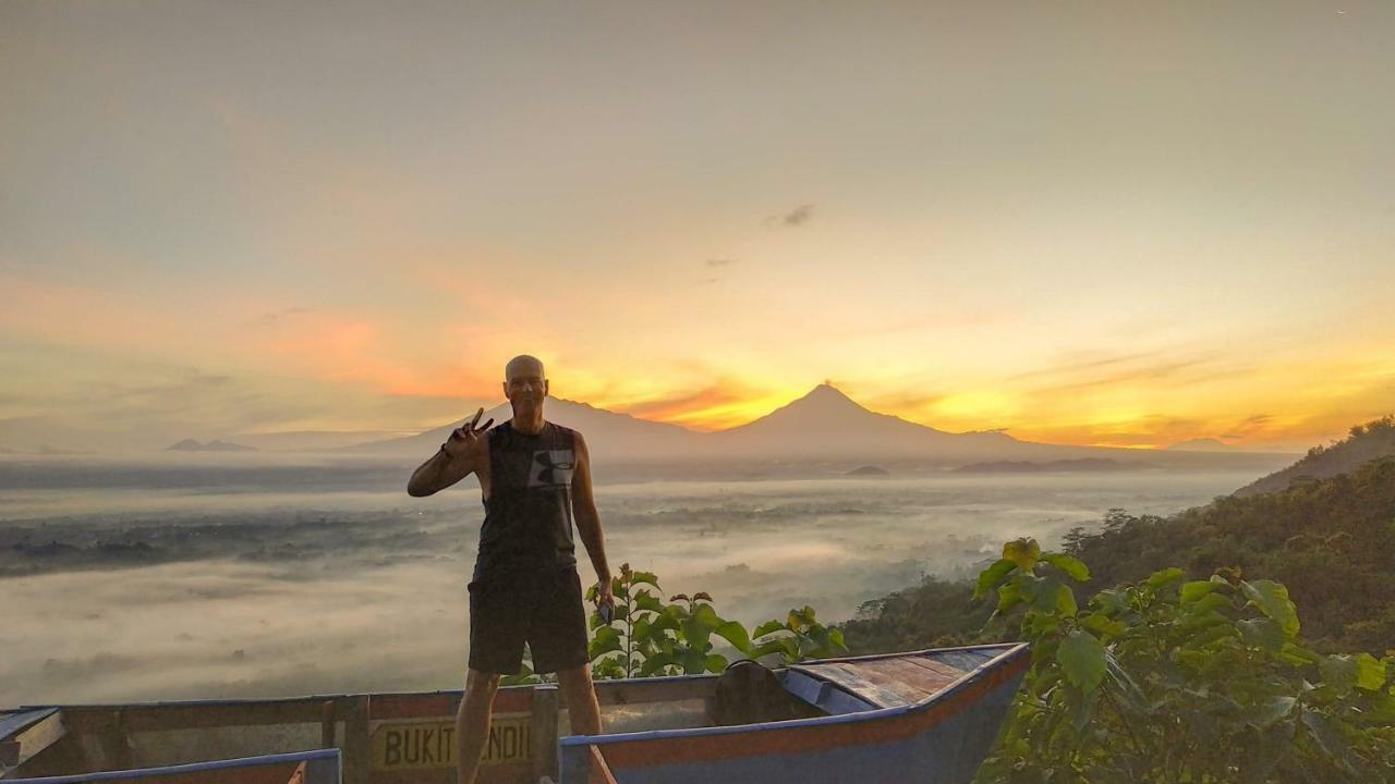 Genthong Homestay Magelang Eksteriør billede