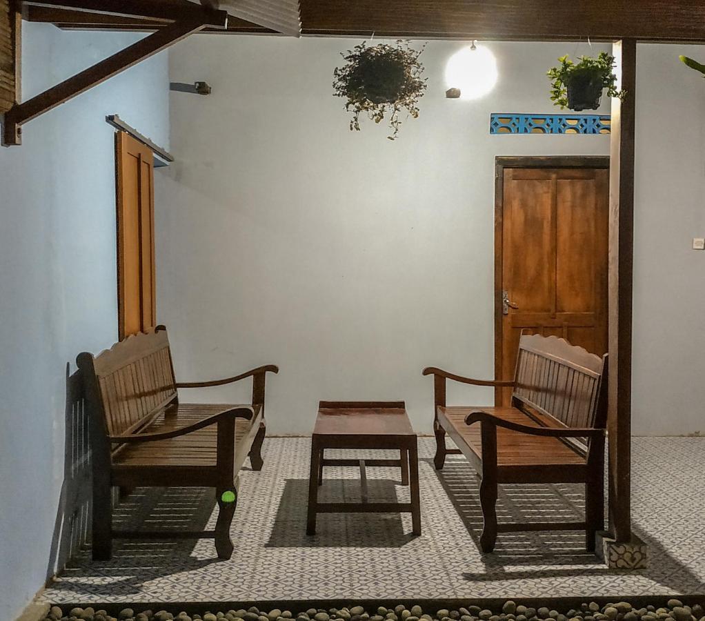 Genthong Homestay Magelang Eksteriør billede